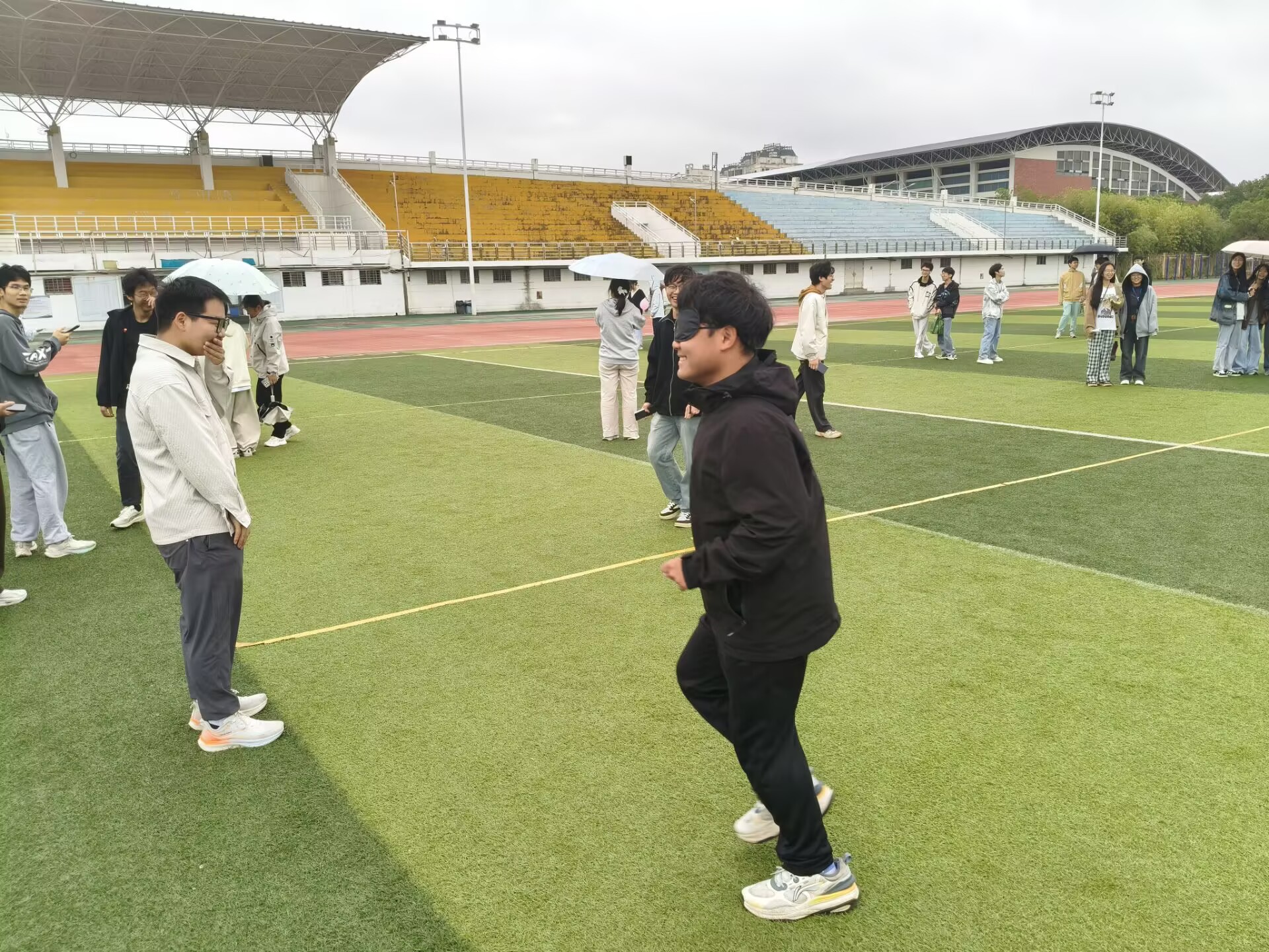 F6678BF4AA2BED22C357DE8FAD8AD4AF