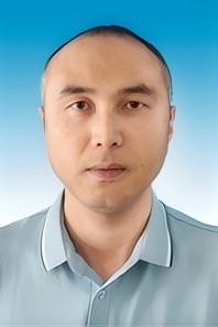 刘君